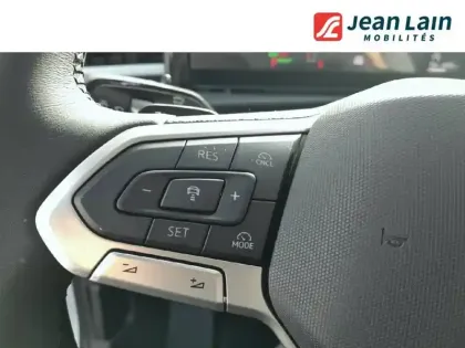 Photo 11 Volkswagen T-roc  1.5 eTSI EVO2 Hybrid 116 ch DSG7