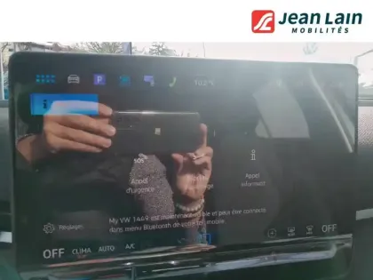 Photo 15 Volkswagen T-roc  1.5 eTSI EVO2 Hybrid 116 ch DSG7