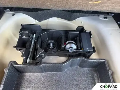 Photo 93 Peugeot 2008  BlueHDi 130 S&S EAT8