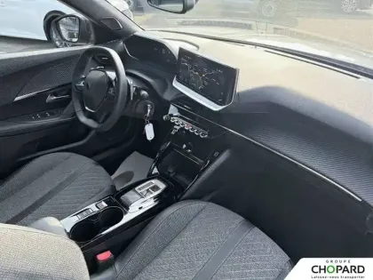 Photo 46 Peugeot 2008 Gén. II Ph2 Allure 5