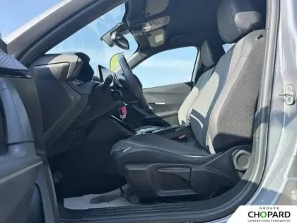 Photo 78 Peugeot 2008  BlueHDi 130 S&S EAT8