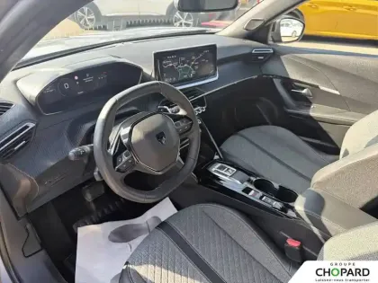 Photo 69 Peugeot 2008  BlueHDi 130 S&S EAT8