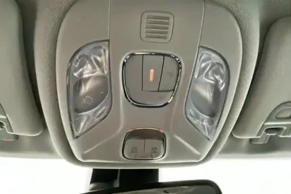 Photo 16 Jeep Compass  1.5 Turbo T4 130 ch e-Hybrid BVR7