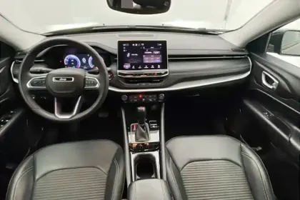 Photo 9 Jeep Compass  1.5 Turbo T4 130 ch e-Hybrid BVR7