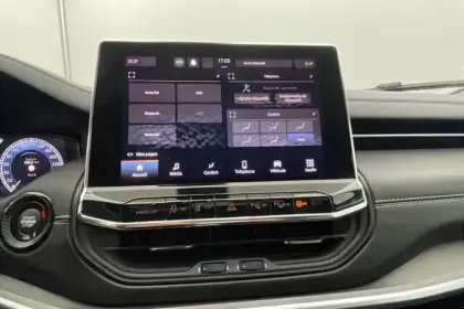 Photo 14 Jeep Compass  1.5 Turbo T4 130 ch e-Hybrid BVR7