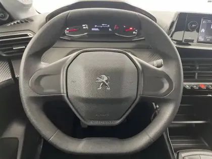 Photo 82 Peugeot 208  PureTech 75 S&S BVM5