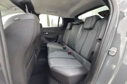 Photo 9 Peugeot 208  Hybrid 110 ch e-DCS6