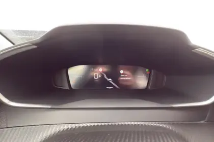 Photo 13 Peugeot 208  Hybrid 110 ch e-DCS6