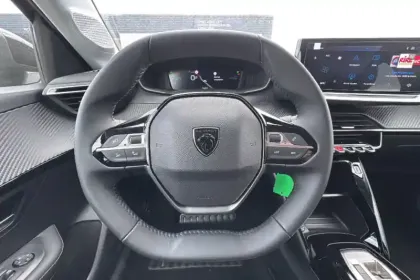 Photo 12 Peugeot 208  Hybrid 110 ch e-DCS6