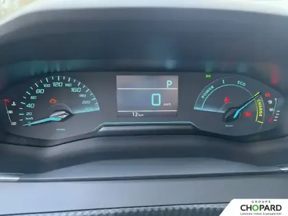 Photo 50 Peugeot 2008  Hybrid 145 e-DCS6