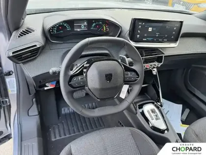 Photo 49 Peugeot 2008  Hybrid 145 e-DCS6