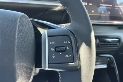 Photo 17 Citroën C3 Aircross  Hybride 145 e-DCS6