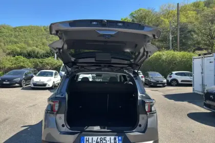 Photo 8 Citroën C3 Aircross  Hybride 145 e-DCS6