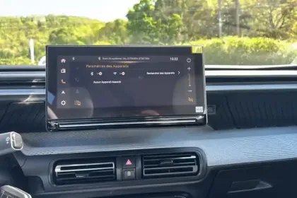 Photo 23 Citroën C3 Aircross  Hybride 145 e-DCS6