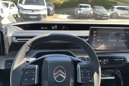 Photo 16 Citroën C3 Aircross  Hybride 145 e-DCS6