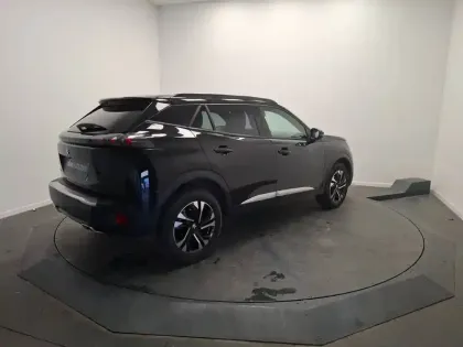 Photo 40 Peugeot 2008  PureTech 130 S&S BVM6