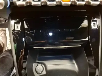 Photo 16 Peugeot 2008 Gén. II Ph1 NG Allure Pack 5