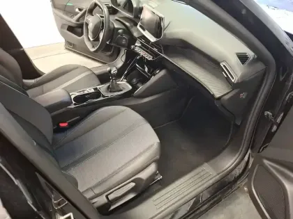 Photo 31 Peugeot 2008 Gén. II Ph1 NG Allure Pack 5