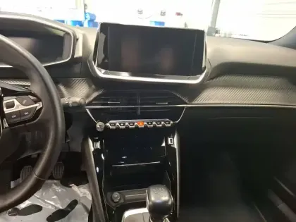 Photo 12 Peugeot 2008 Gén. II Ph1 NG Allure Pack 5