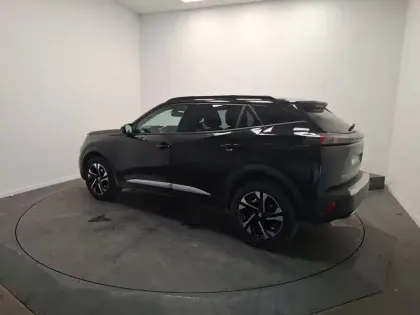 Photo 38 Peugeot 2008  PureTech 130 S&S BVM6