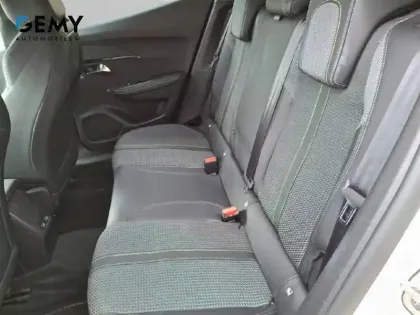 Photo 9 Peugeot 2008  Electrique 136 ch