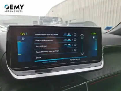 Photo 12 Peugeot 2008  Electrique 136 ch