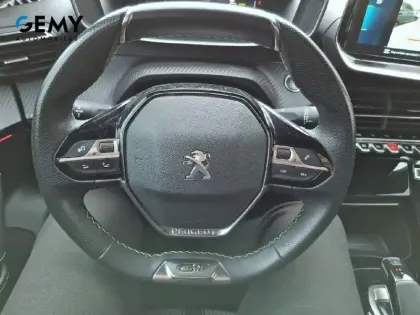 Photo 14 Peugeot 2008  Electrique 136 ch
