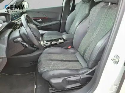 Photo 40 Peugeot 2008  Electrique 136 ch
