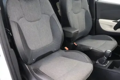 Photo 26 Renault Captur  TCe 150 FAP EDC