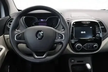 Photo 25 Renault Captur  TCe 150 FAP EDC