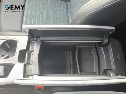 Photo 15 Peugeot 3008  Electrique 210 ch 73 kWh