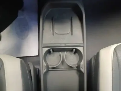 Photo 36 Kia Ev3  81.4 kWh 204 ch