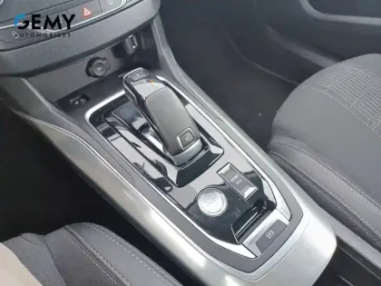 Photo 29 Peugeot 308 Gén. II Ph2 Allure 5