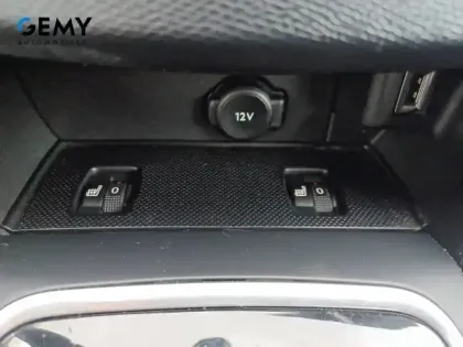 Photo 44 Peugeot 308  SW PureTech 130ch S&S EAT8