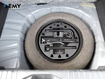 Photo 53 Renault Clio Gén. V (BJA) Ph2 Evolution 5