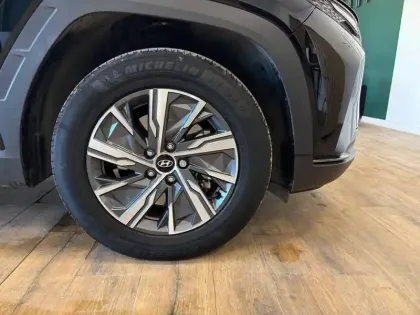 Photo 9 Hyundai Tucson  1.6 T-GDI 230 Hybrid BVA6