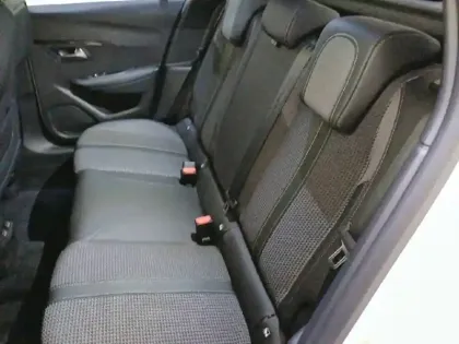 Photo 11 Peugeot 208  BlueHDi 100 S&S BVM6