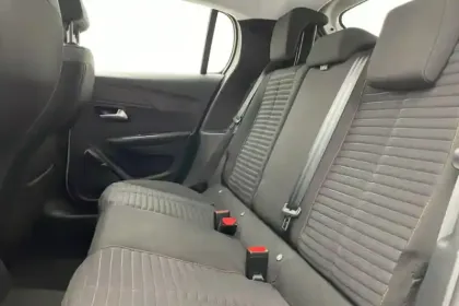 Photo 42 Peugeot 208  PureTech 100 S&S BVM6