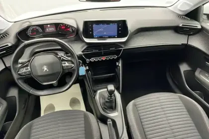 Photo 37 Peugeot 208  PureTech 100 S&S BVM6