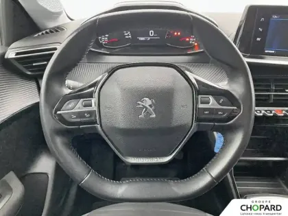 Photo 17 Peugeot 208  PureTech 100 S&S BVM6