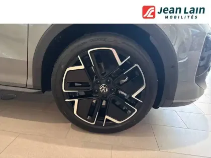 Photo 8 Volkswagen T-roc  1.5 eTSI EVO2 Hybrid 150 ch DSG7