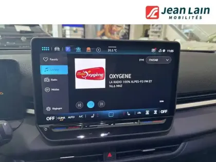 Photo 15 Volkswagen T-roc  1.5 eTSI EVO2 Hybrid 150 ch DSG7