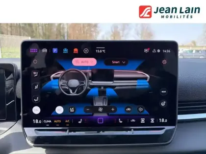 Photo 13 Volkswagen T-roc  1.5 eTSI EVO2 Hybrid 150 ch DSG7