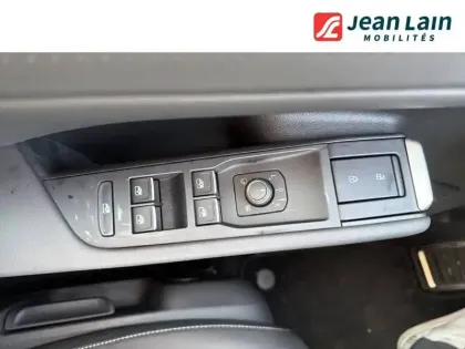 Photo 19 Volkswagen T-roc  1.5 eTSI EVO2 Hybrid 150 ch DSG7