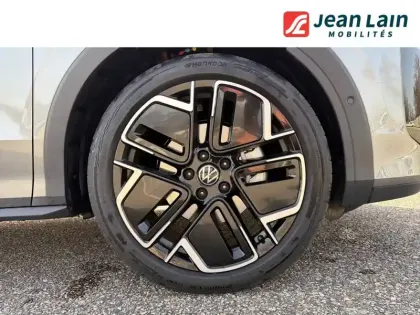 Photo 8 Volkswagen T-roc  1.5 eTSI EVO2 Hybrid 150 ch DSG7