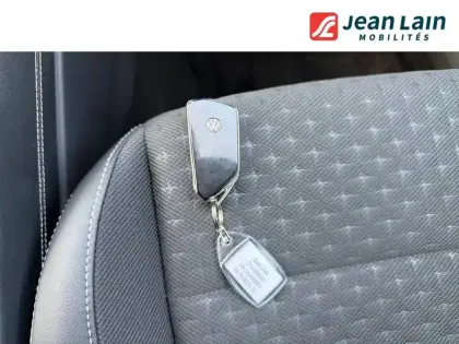 Photo 18 Volkswagen T-roc  1.5 eTSI EVO2 Hybrid 150 ch DSG7