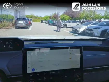 Photo 17 Toyota C-HR + Grande Autonomie 77 kWh