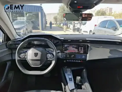 Photo 7 Peugeot 308  SW PureTech 130ch S&S EAT8