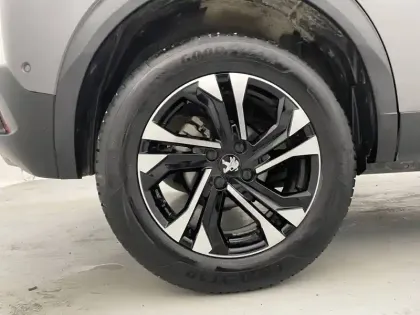 Photo 114 Peugeot 2008  PureTech 130 S&S EAT8