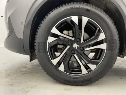 Photo 79 Peugeot 2008  PureTech 130 S&S EAT8